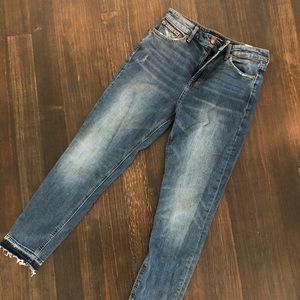 Lucky Brand Raw Edge Jean size 8/29